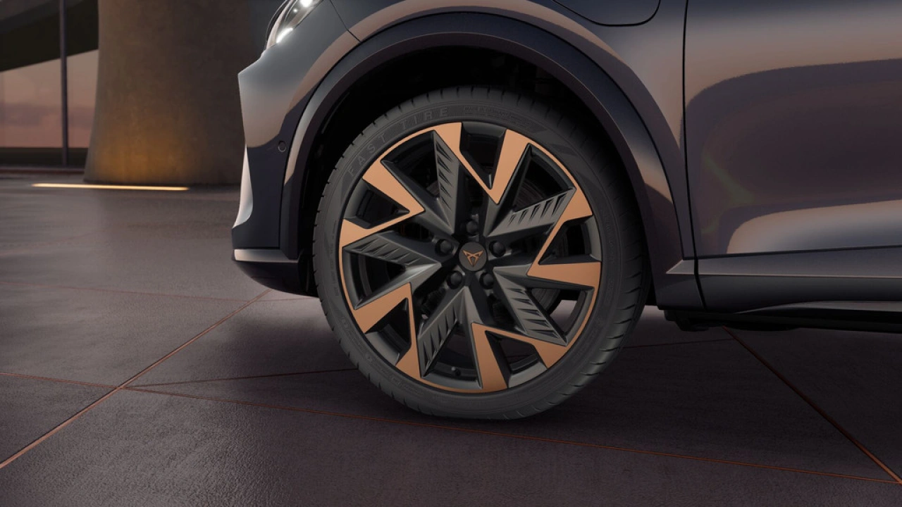 CUPRA Formentor 1.5 TSI e-Hybrid 272 6DSG VZ Performance