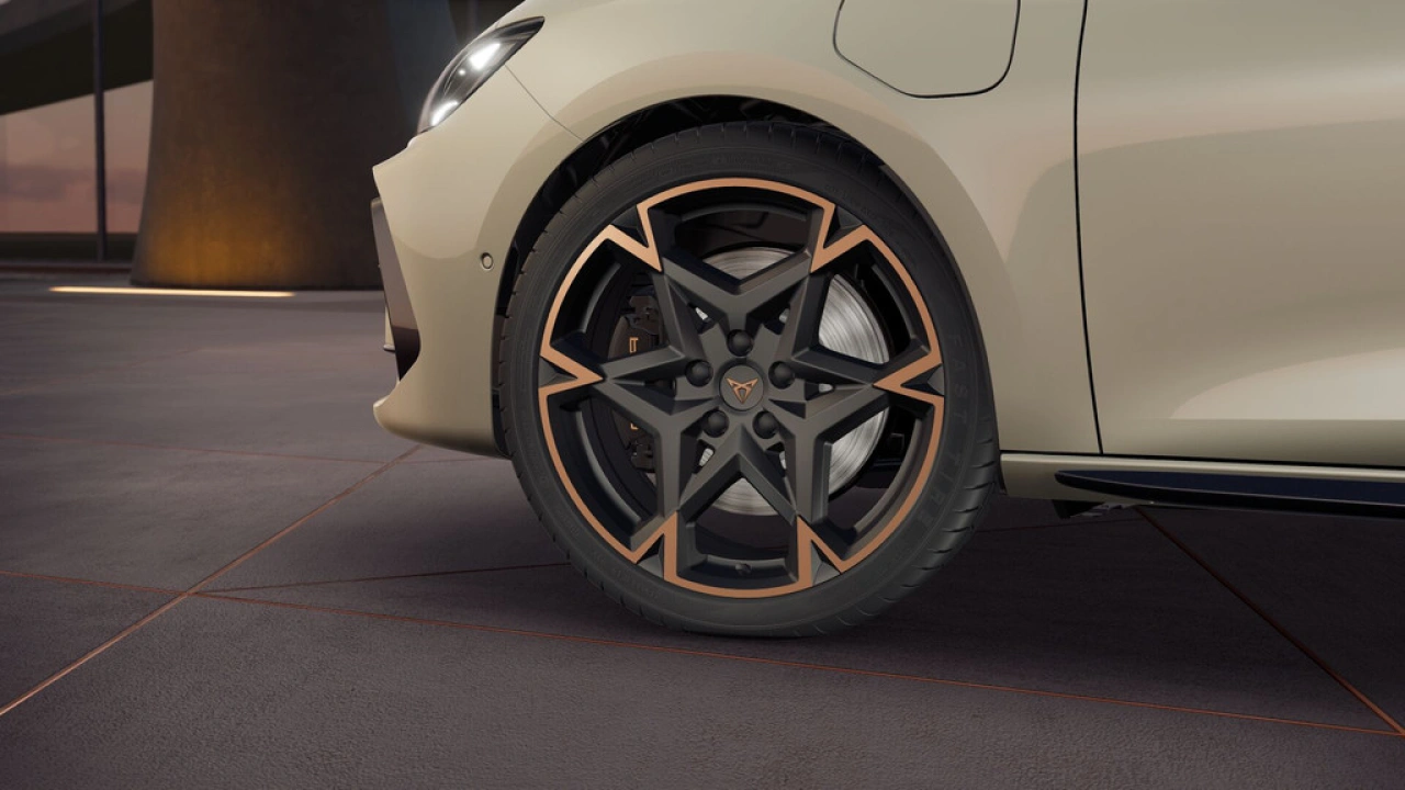 CUPRA Leon Sportstourer 1.5 TSI e-Hybrid 272 6DSG VZ Performance