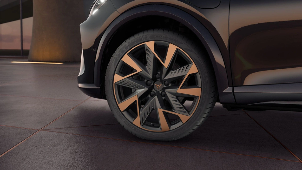 CUPRA Formentor 1.5 TSI e-Hybrid 204 6DSG Business