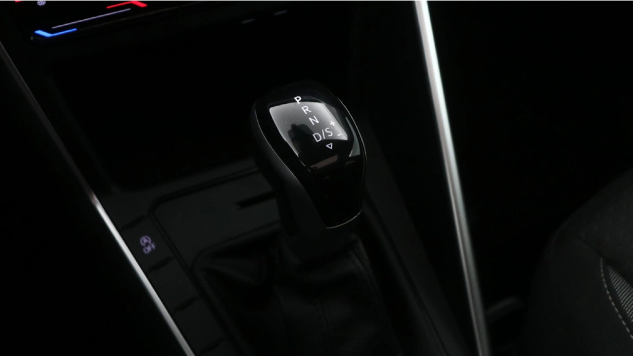 Volkswagen Polo 1.0 TSI 95pk DSG Life Business Panoramadak LED Matrix