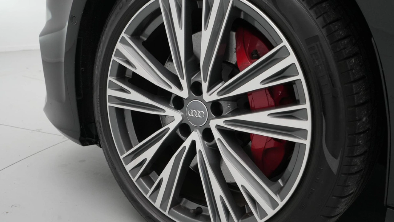 Audi A6 Avant 55 TFSI e quattro 367pk Competition