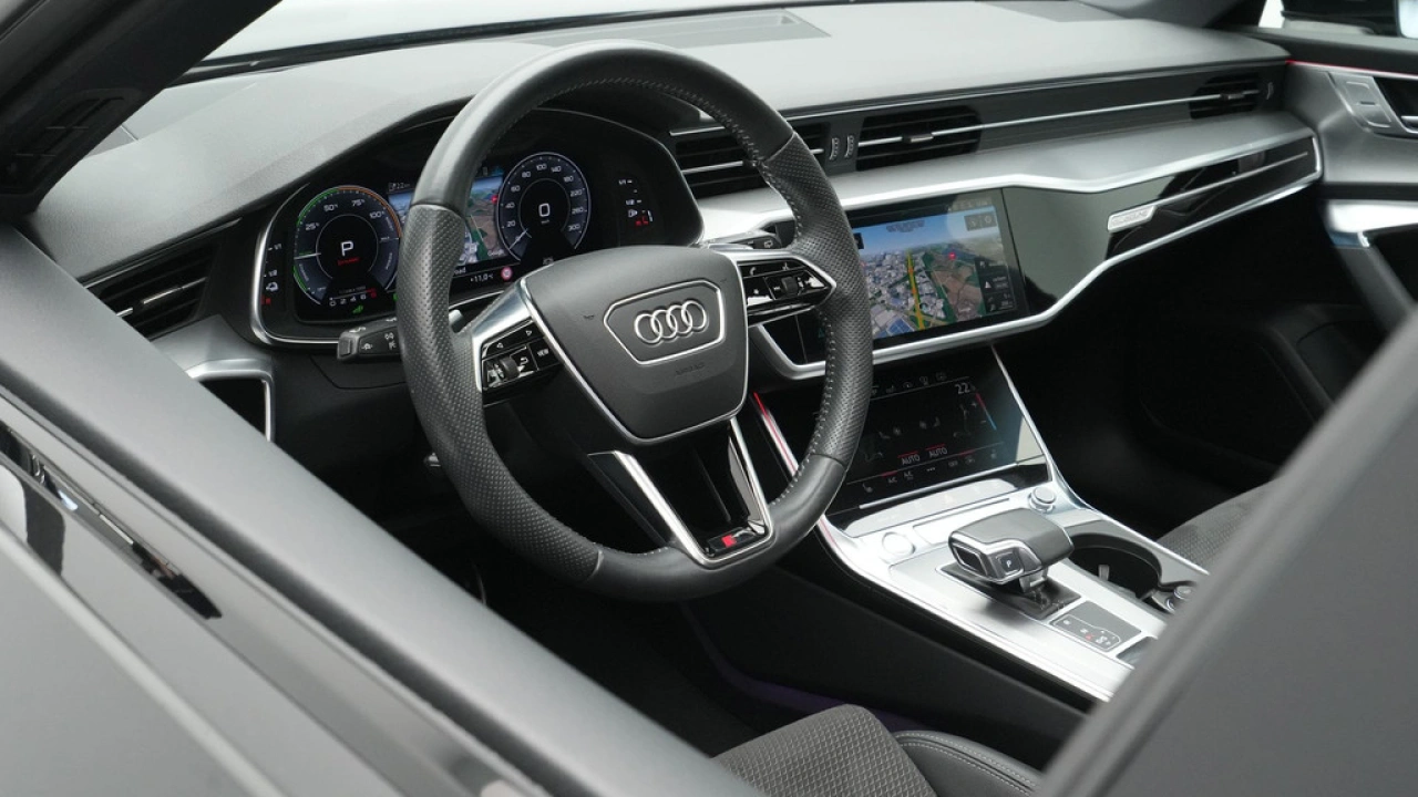 Audi A6 Avant 55 TFSI e quattro 367pk Competition