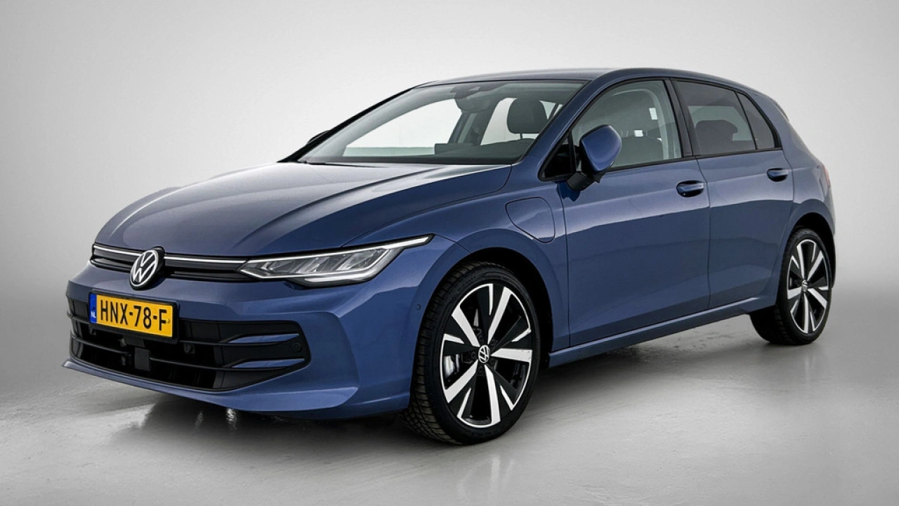 Volkswagen Golf 1.5 eHybrid 204pk Life Edition DSG