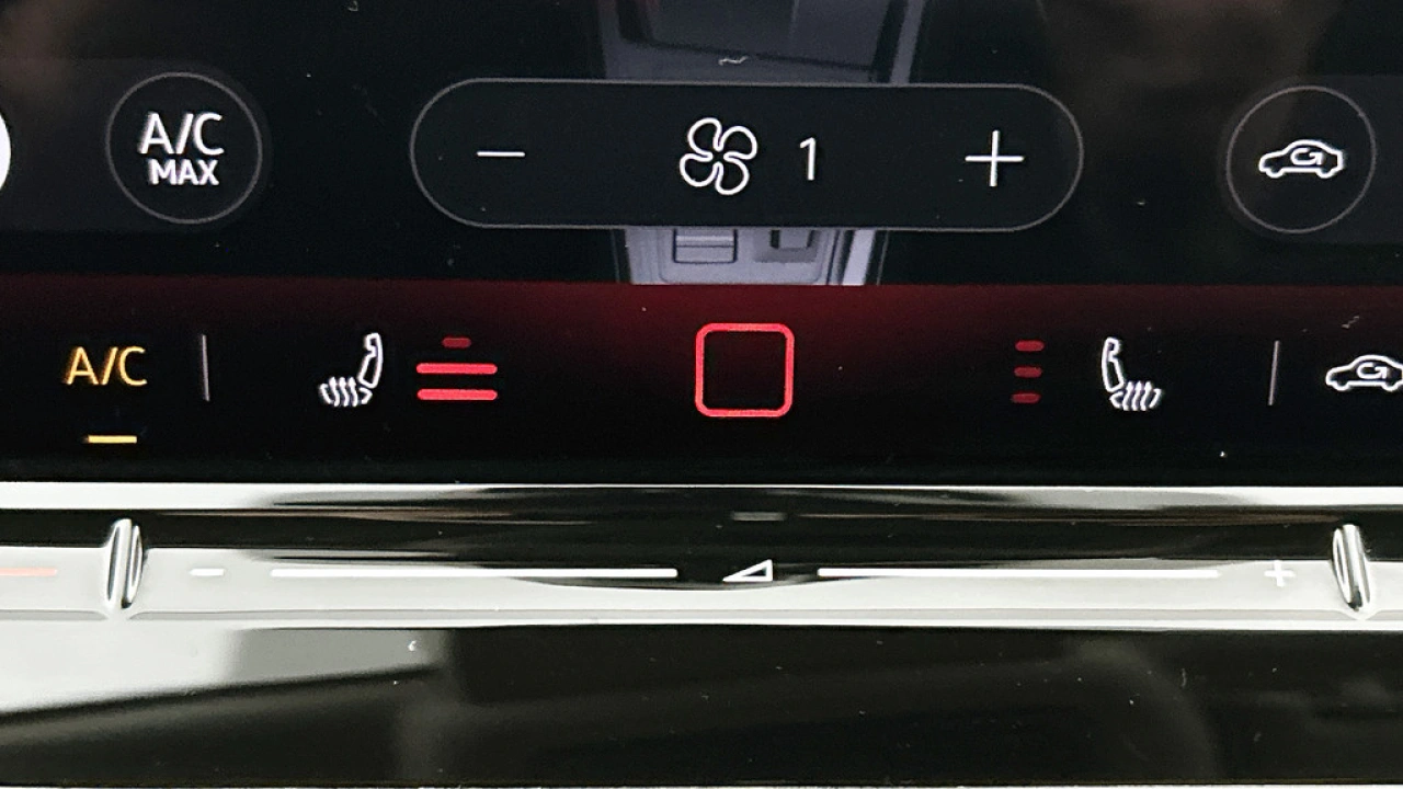 Volkswagen Golf 1.5 eHybrid 204pk Life Edition DSG