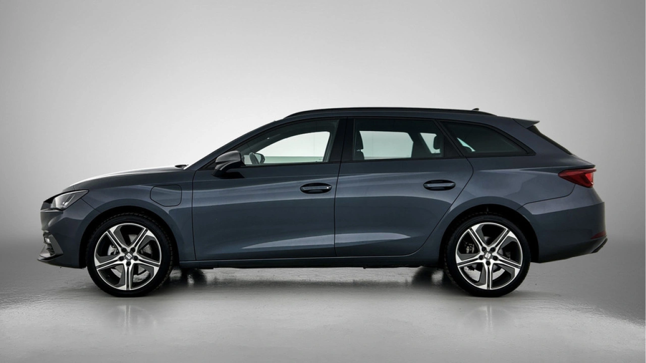 SEAT Leon Sportstourer 1.5 TSI 204pk e-Hybrid FR Business DSG