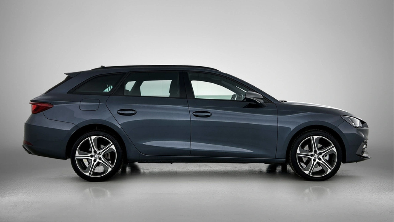 SEAT Leon Sportstourer 1.5 TSI 204pk e-Hybrid FR Business DSG