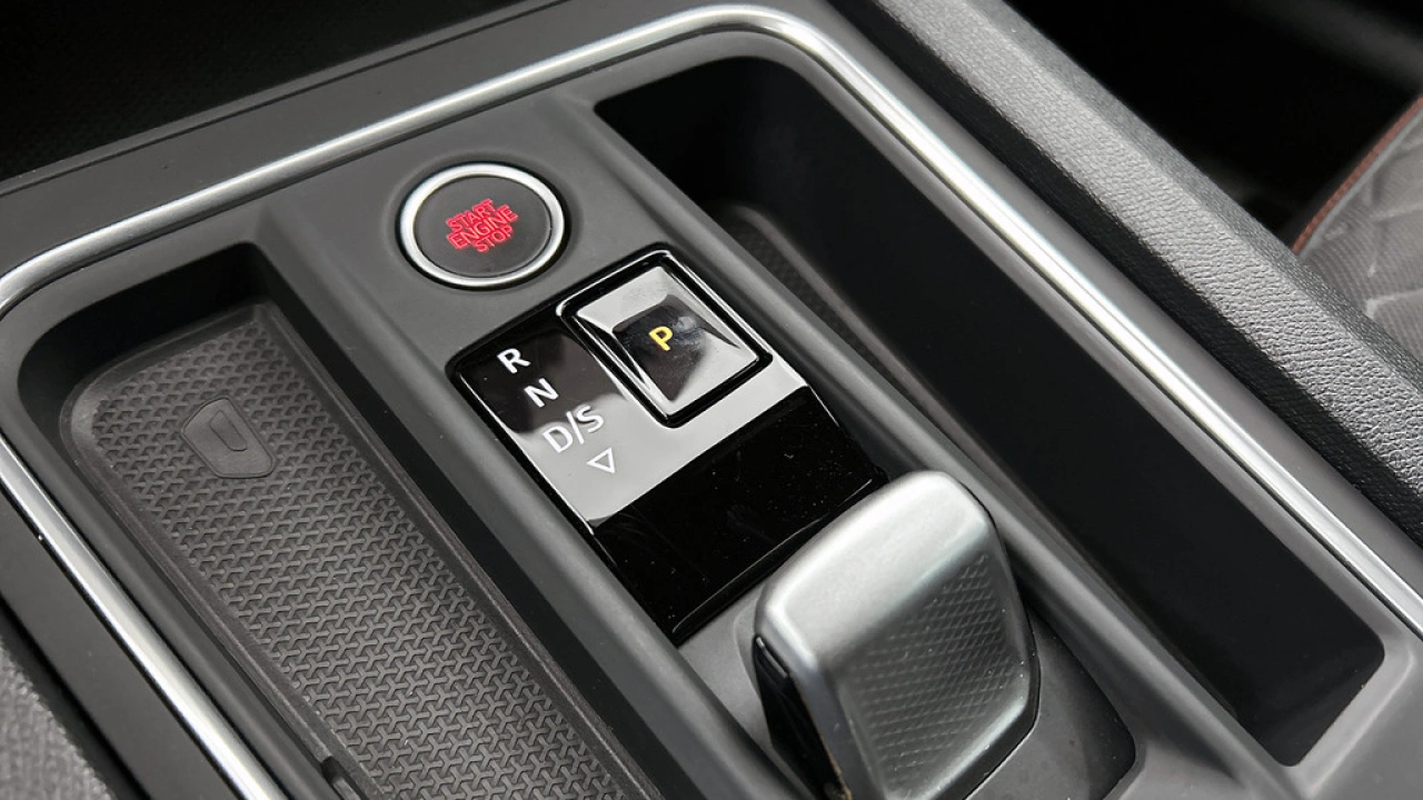 SEAT Leon Sportstourer 1.5 TSI 204pk e-Hybrid FR Business DSG