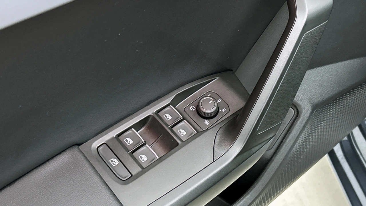 SEAT Leon Sportstourer 1.5 TSI 204pk e-Hybrid FR Business DSG