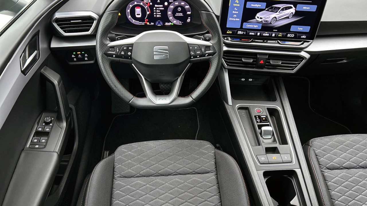 SEAT Leon Sportstourer 1.5 TSI 204pk e-Hybrid FR Business DSG