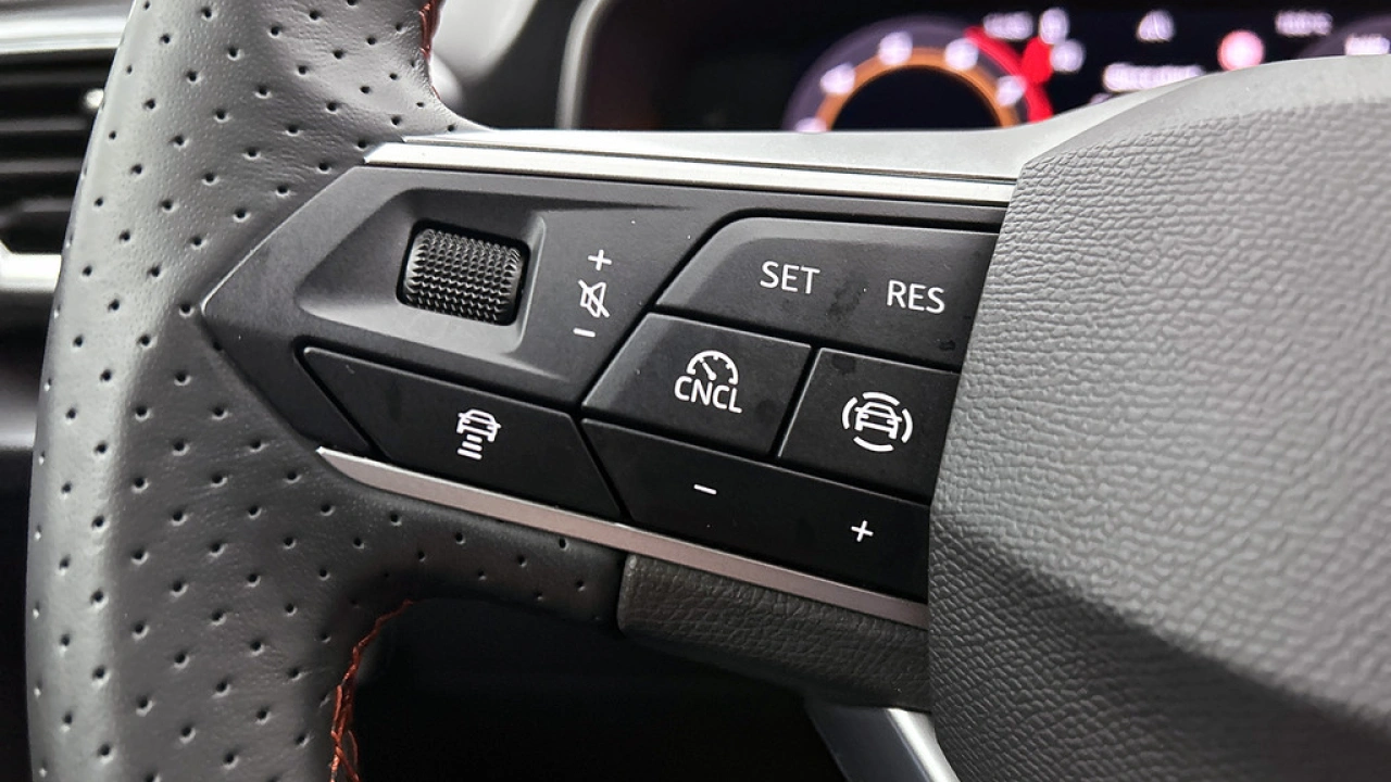 SEAT Leon Sportstourer 1.5 TSI 204pk e-Hybrid FR Business DSG