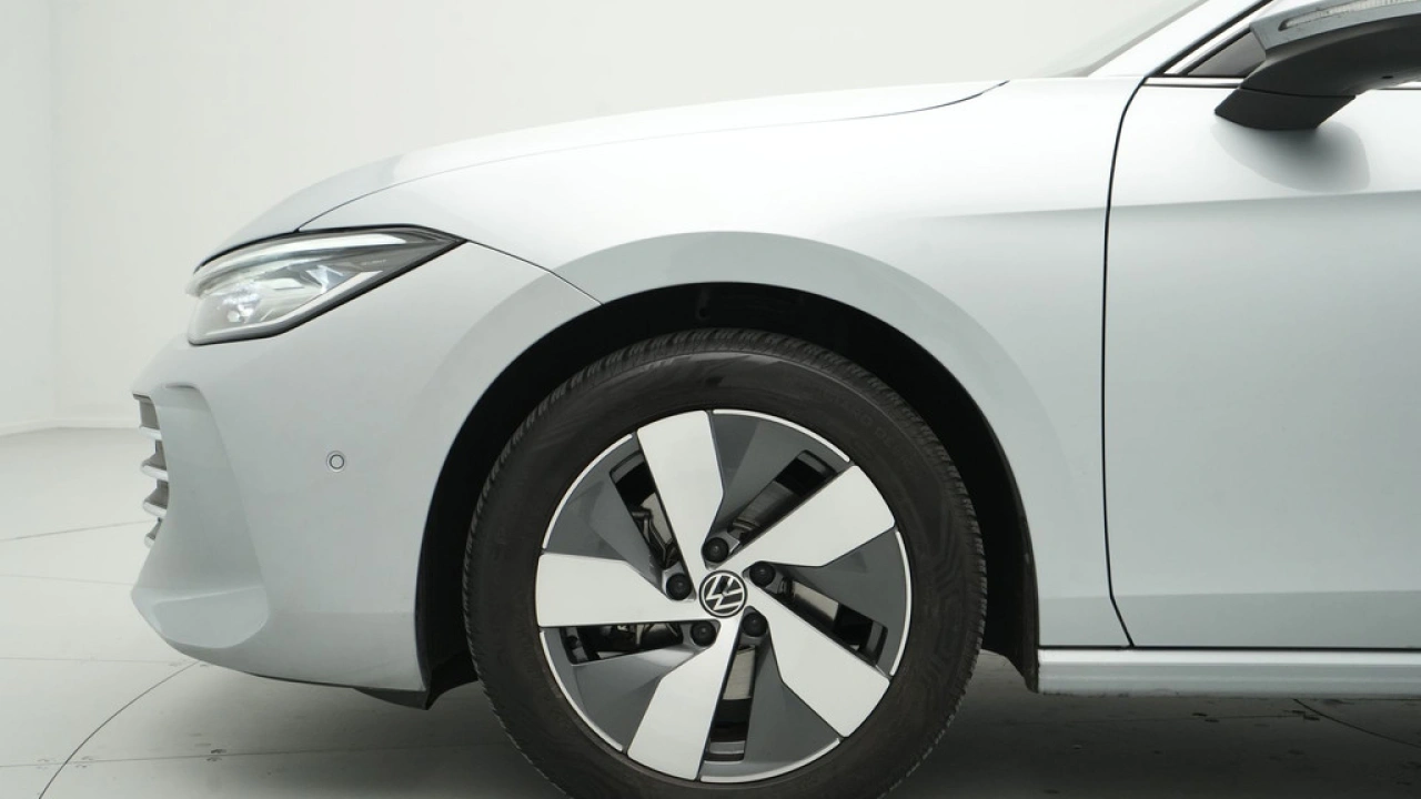 Volkswagen Passat Variant 1.5 eTSI 150pk DSG Business