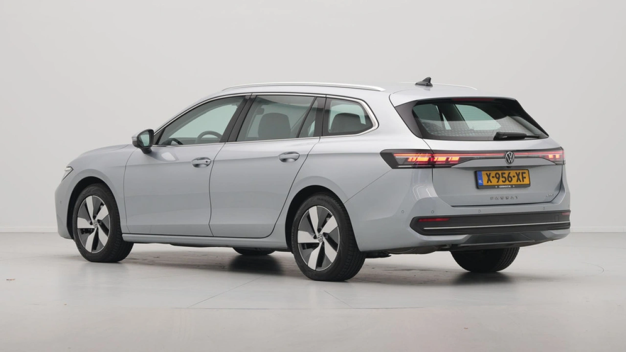 Volkswagen Passat Variant 1.5 eTSI 150pk DSG Business