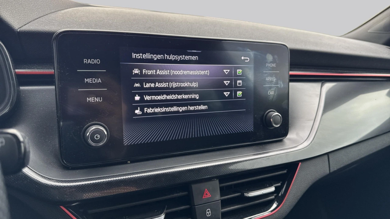 Škoda Kamiq 1.0 TSI Sport Business