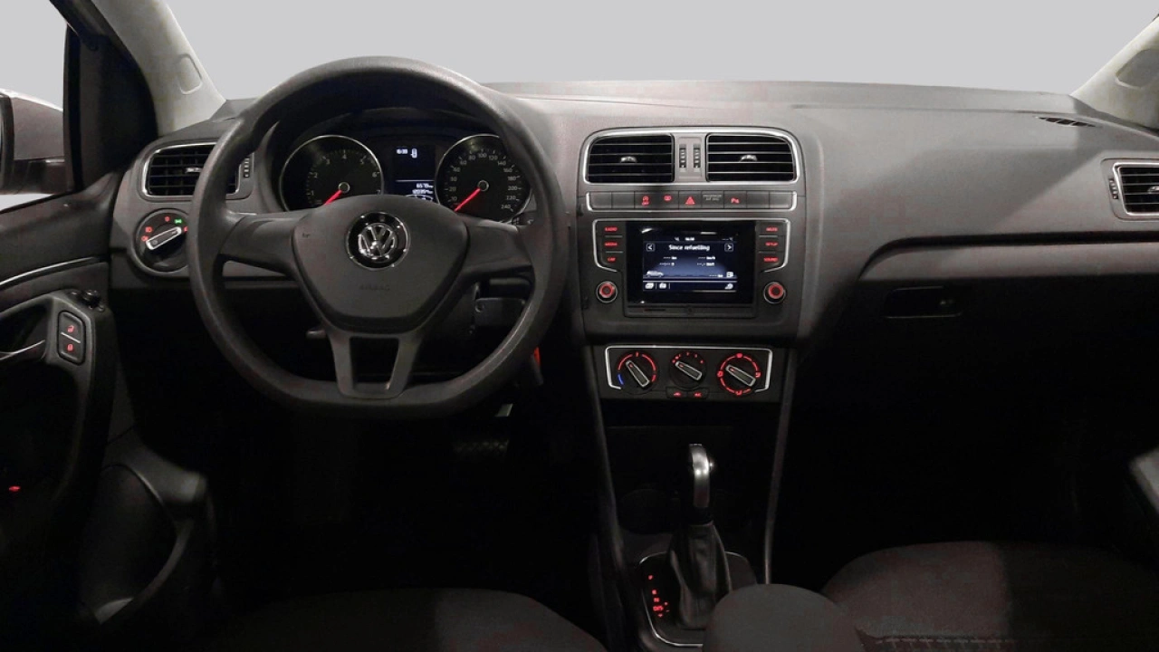Volkswagen Polo 1.2 TSI Comfortline Automaat | Airco | Parkeersensoren |