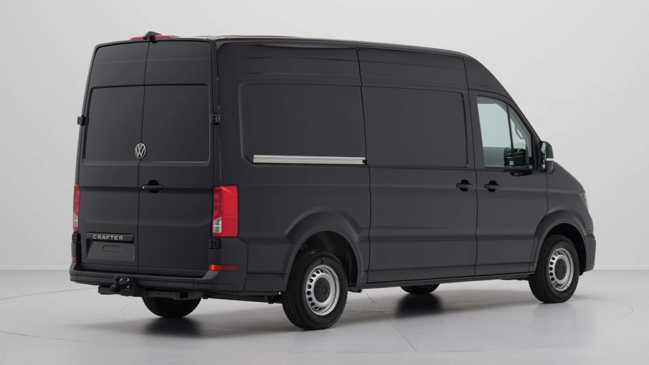 VW Bedrijfswagens Crafter 2.0 TDI 103kW 140PK GVW 3.5T L3H3 Trendline