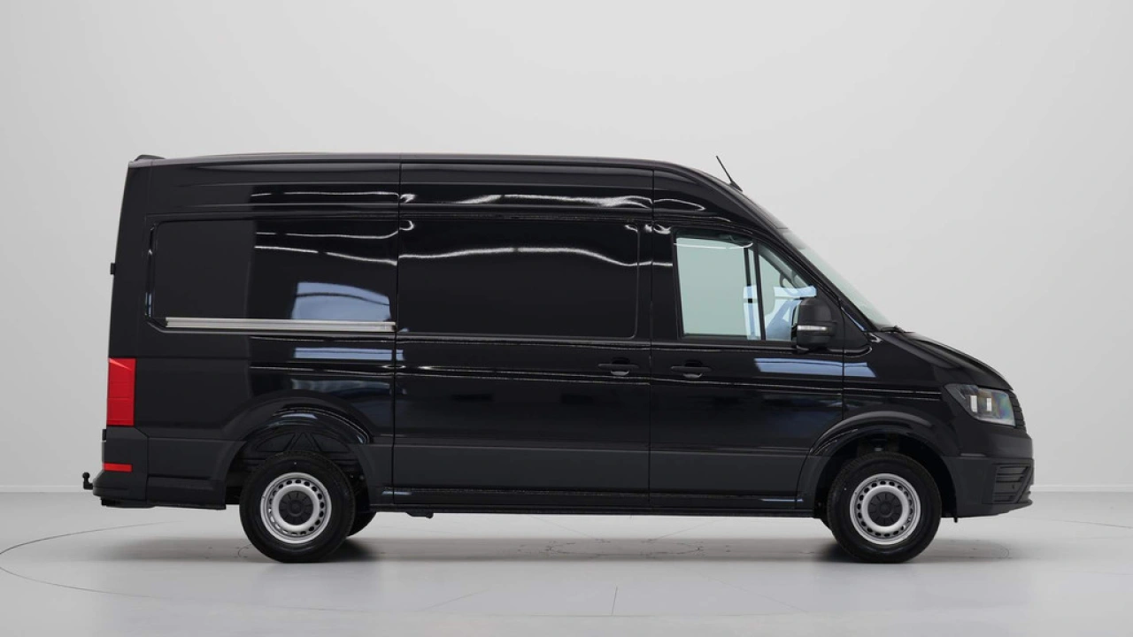 VW Bedrijfswagens Crafter 2.0 TDI 103kW 140PK GVW 3.5T L3H3 Trendline