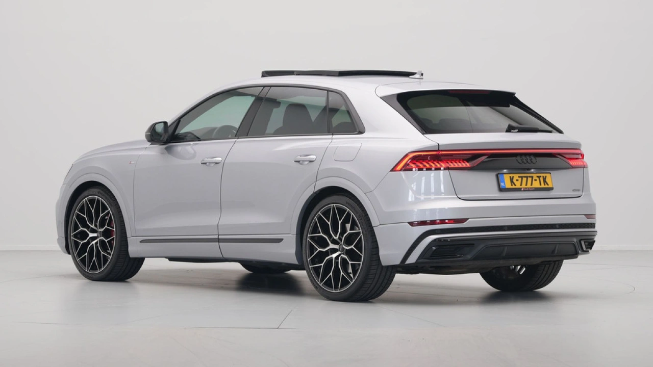 Audi Q8 55 TFSI e 381 pk quattro S-Line