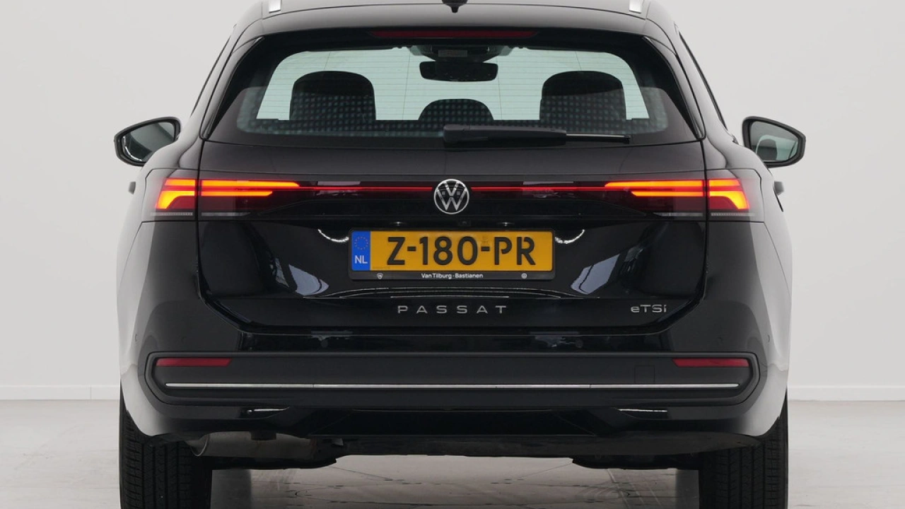 Volkswagen Passat Variant 1.5 eTSI 150pk DSG Business