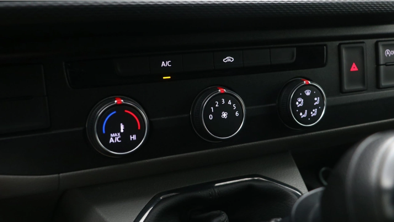 VW Bedrijfswagens Transporter L2H1 2.0 TDI 110pk Economy-Business