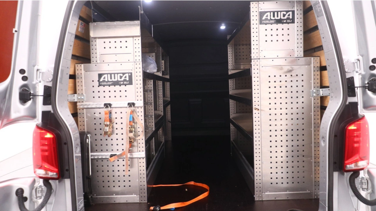 VW Bedrijfswagens Transporter L2H1 2.0 TDI 110pk Economy-Business