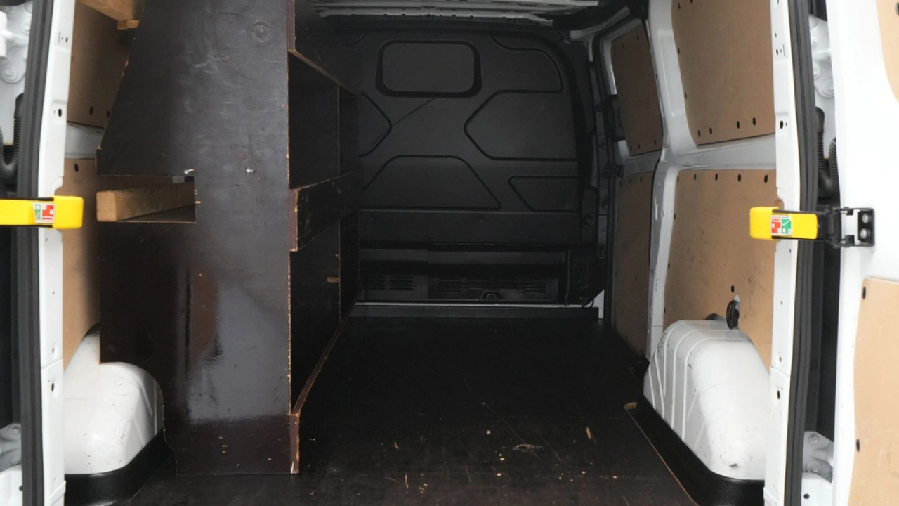 Ford Transit Custom 320 2.0 TDCI 185pk L2H1 Sport