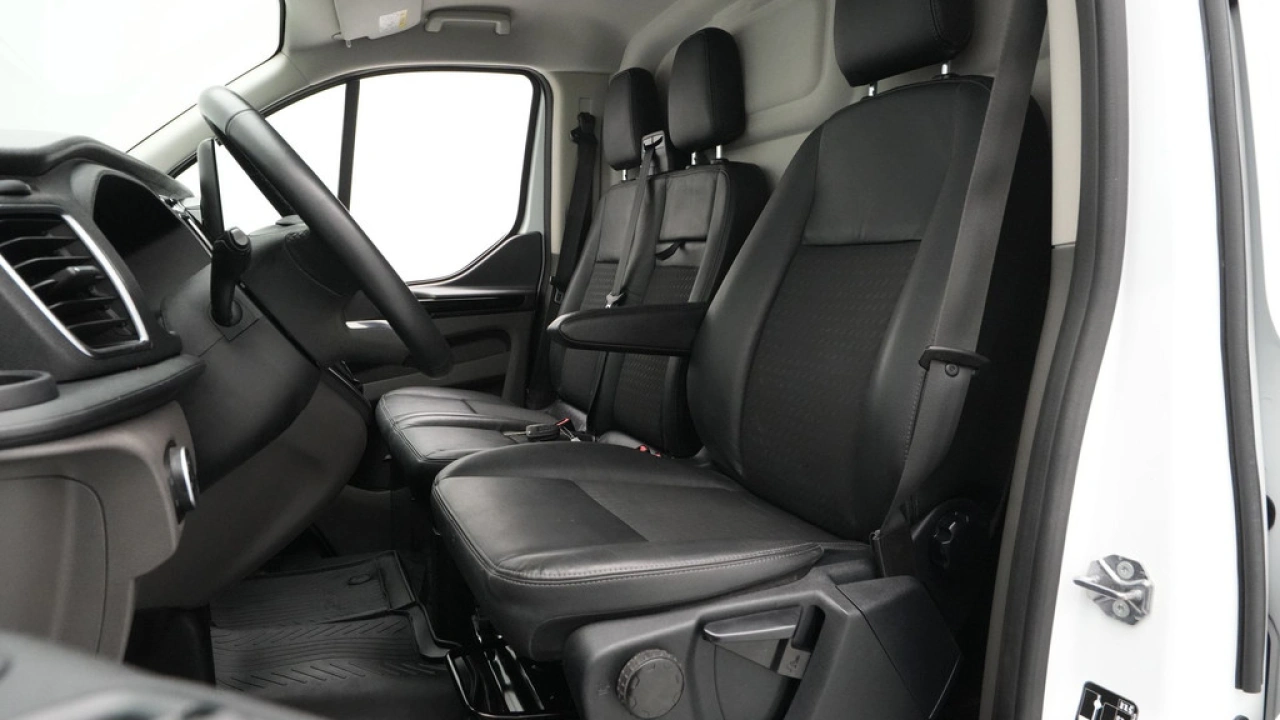 Ford Transit Custom 320 2.0 TDCI 185pk L2H1 Sport