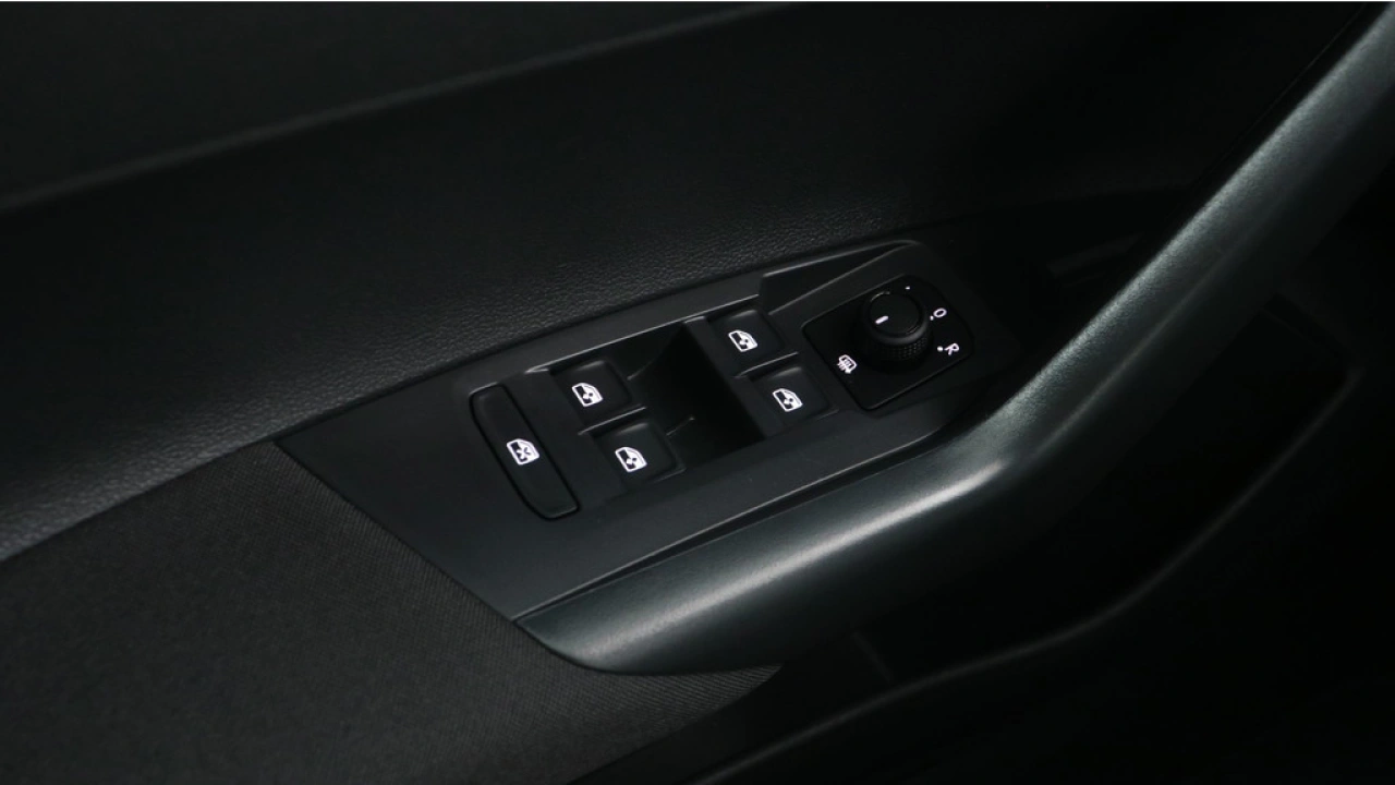 Volkswagen Polo 1.0 TSI 95pk DSG Life Business Navigatie Climatronic