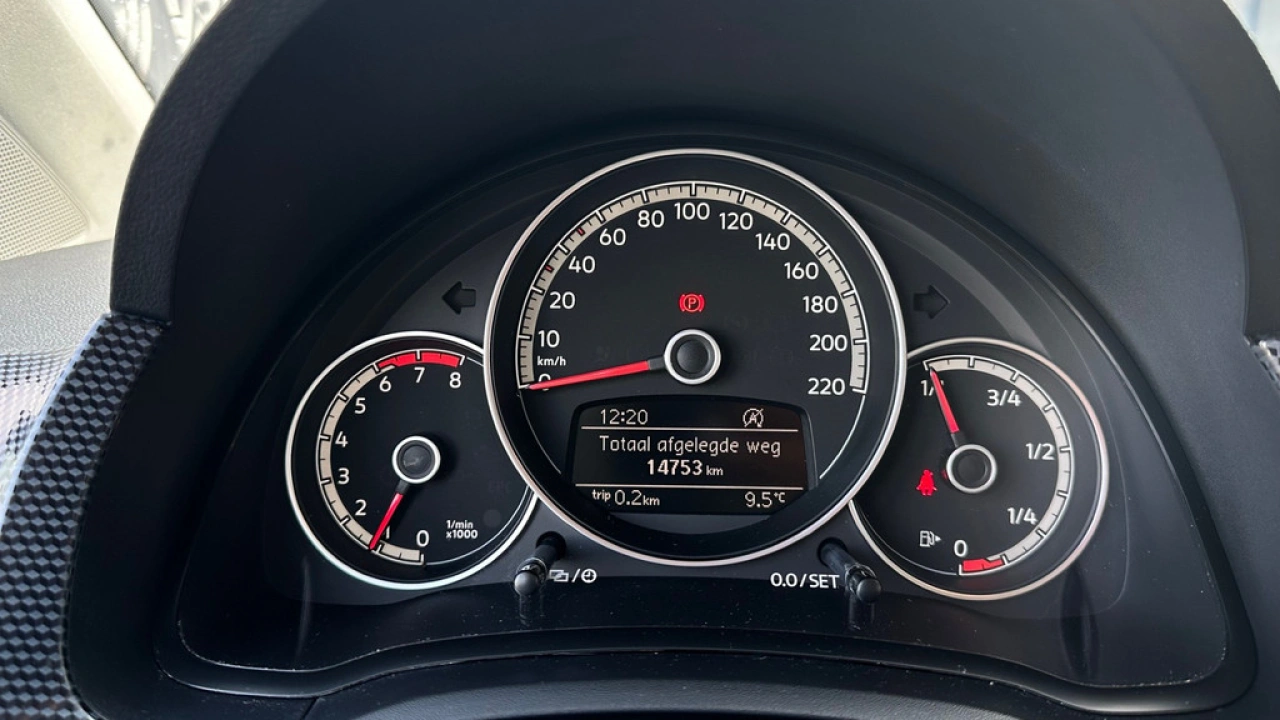 Volkswagen up! 1.0 Mpi 65pk Lane Assist Airco Bluetooth DAB