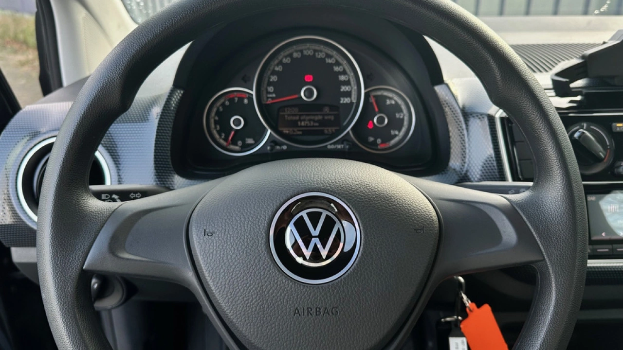 Volkswagen up! 1.0 Mpi 65pk Lane Assist Airco Bluetooth DAB