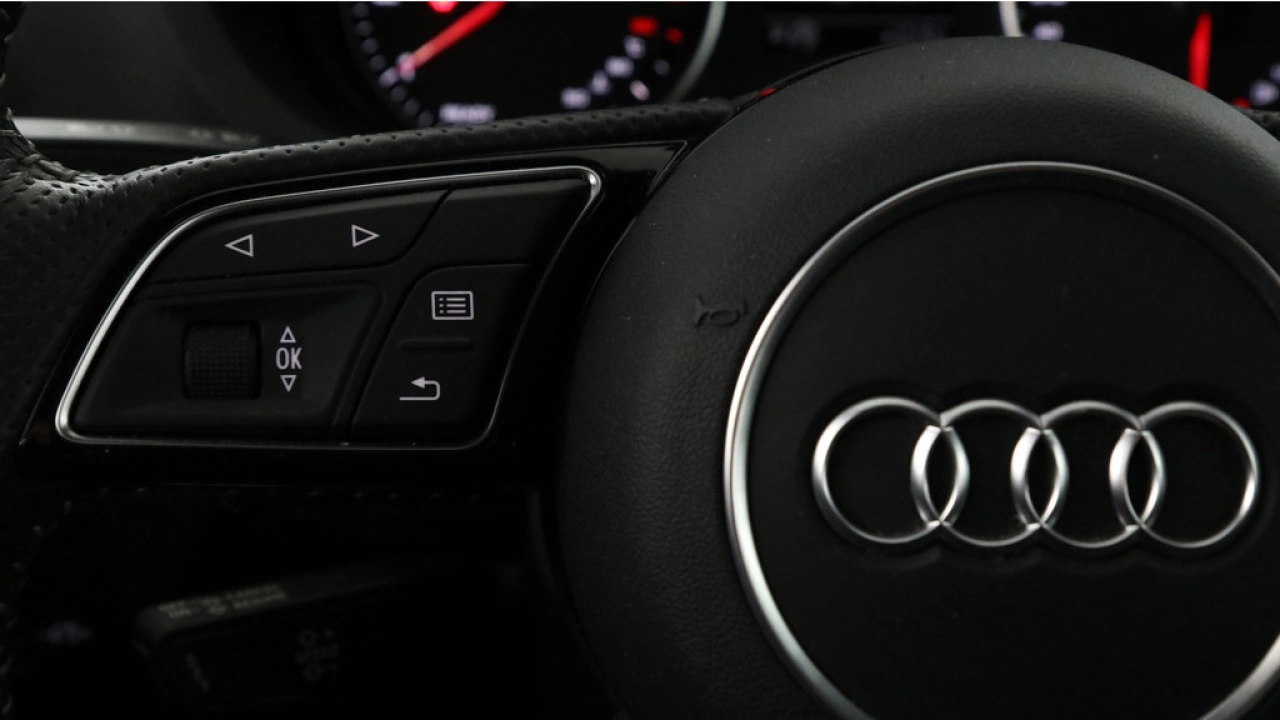 Audi A3 Sportback 35 TFSI 150pk Sport S Line Edition S-Tronic