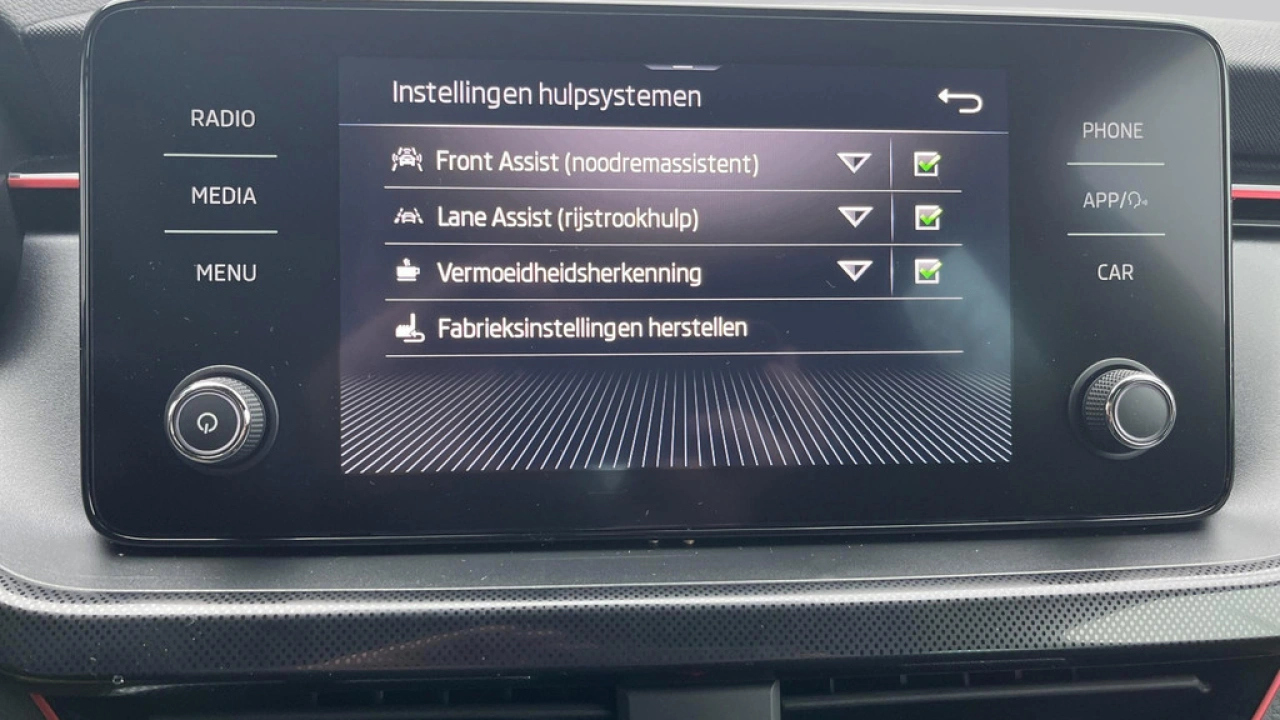Škoda Kamiq 1.0 TSI Sport Business