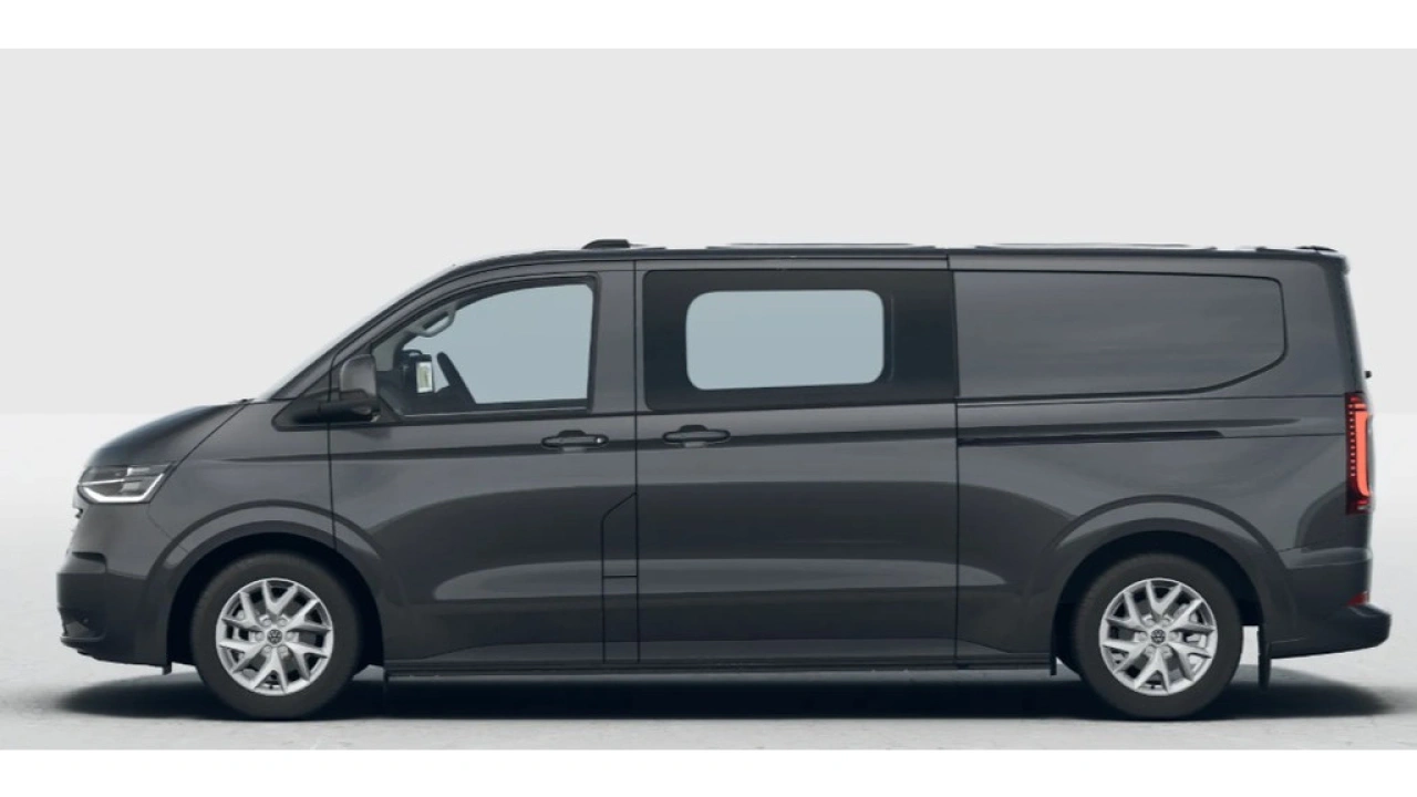 VW Bedrijfswagens Transporter dubbele cabine L2H1 2.0 TDI 125kW 170PK Bulli AUT