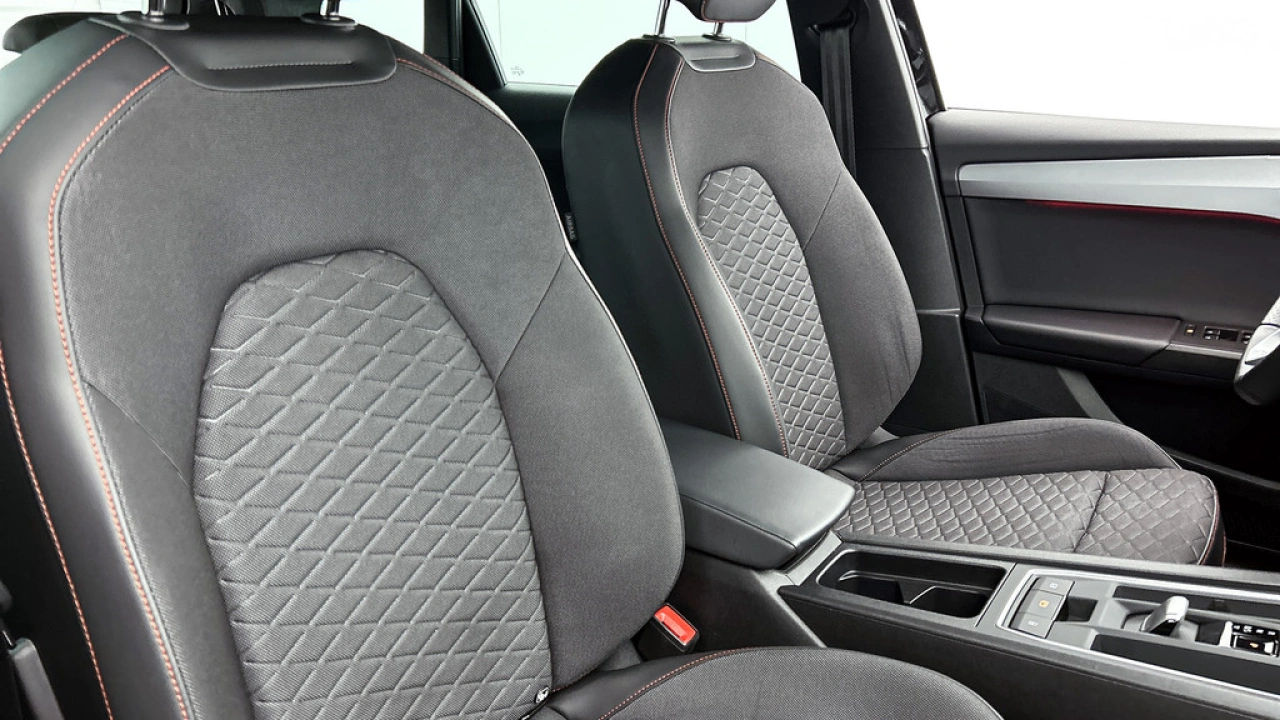 SEAT Leon Sportstourer 1.0 eTSI 110pk FR Business DSG