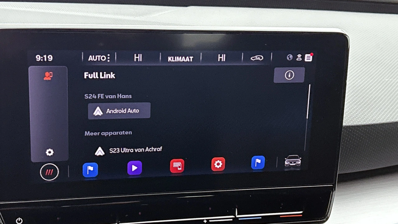 SEAT Leon Sportstourer 1.0 eTSI 110pk FR Business DSG