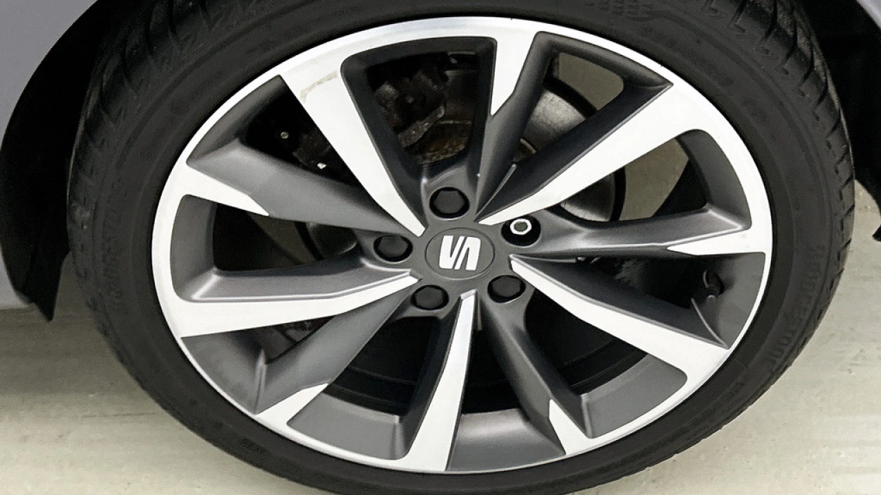 SEAT Leon 1.0 eTSI 110pk FR Business DSG