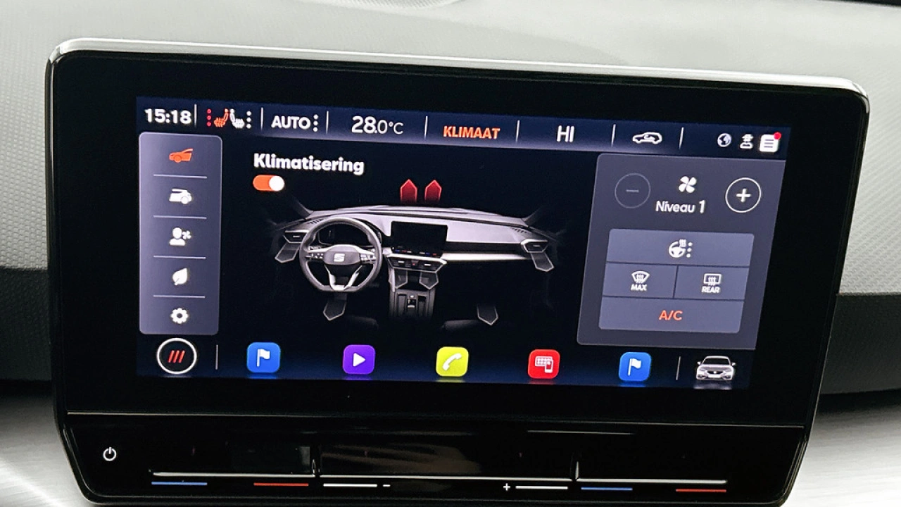 SEAT Leon 1.0 eTSI 110pk FR Business DSG