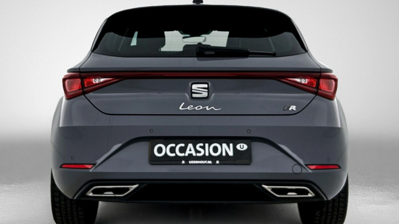 SEAT Leon 1.0 eTSI 110pk FR Business DSG