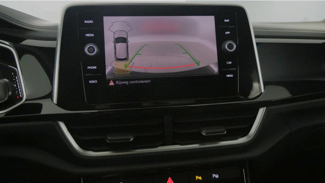 Volkswagen T-Roc 1.5 TSI 150pk R-Line Business DSG