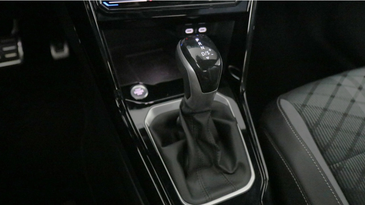 Volkswagen T-Roc 1.5 TSI 150pk R-Line Business DSG