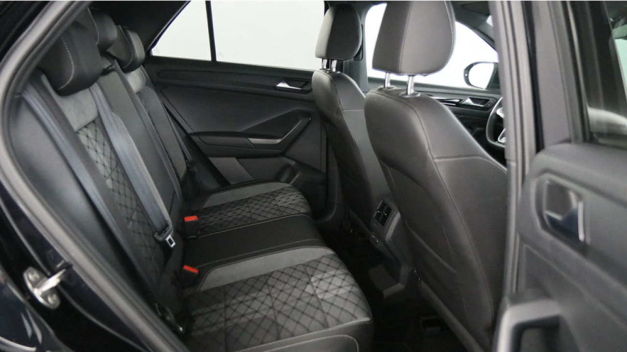 Volkswagen T-Roc 1.5 TSI 150pk R-Line Business DSG