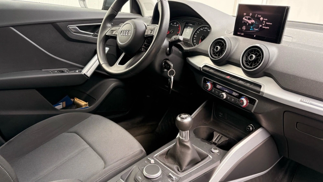 Audi Q2 35 TFSI 150PK Epic / Smartphone Interface