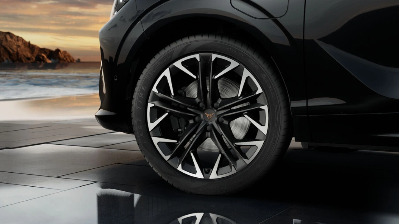 CUPRA Terramar 1.5 TSI e-Hybrid 204 6DSG Business