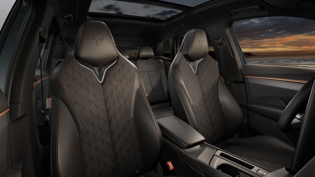 CUPRA Terramar 1.5 TSI e-Hybrid 204 6DSG Business