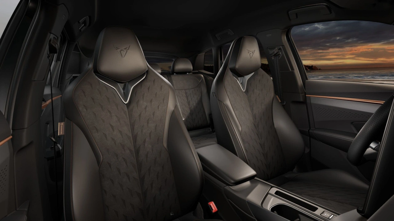 CUPRA Terramar 1.5 TSI e-Hybrid 204 6DSG Business