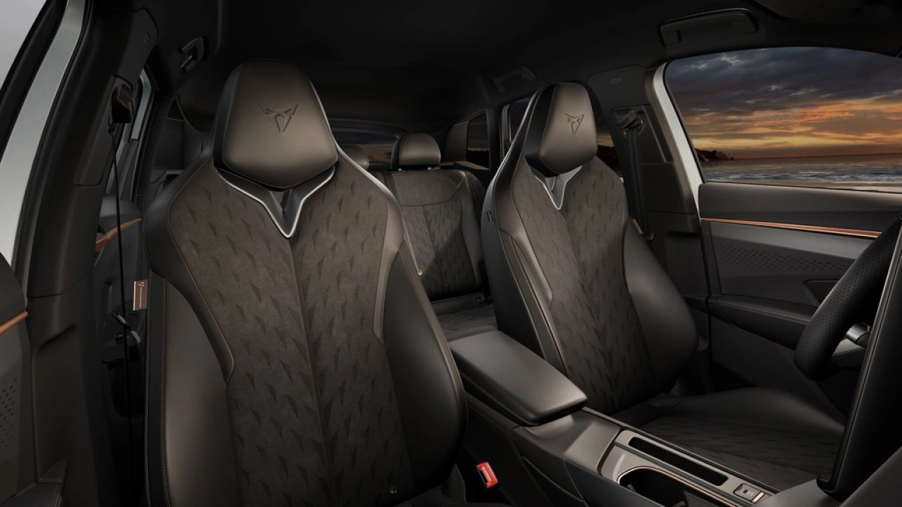 CUPRA Terramar 1.5 TSI e-Hybrid 204 6DSG Business