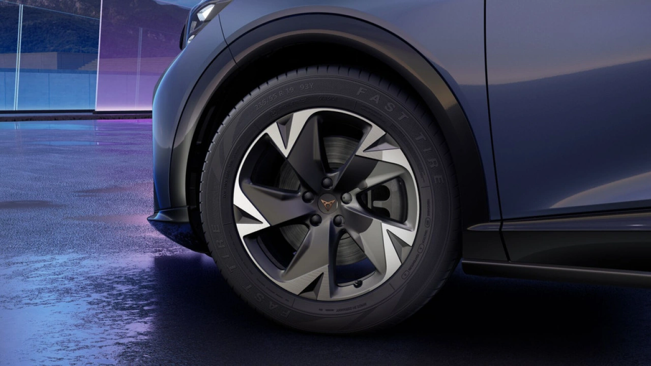 CUPRA Tavascan 77kWh Elektromotor 286 1AT Essential