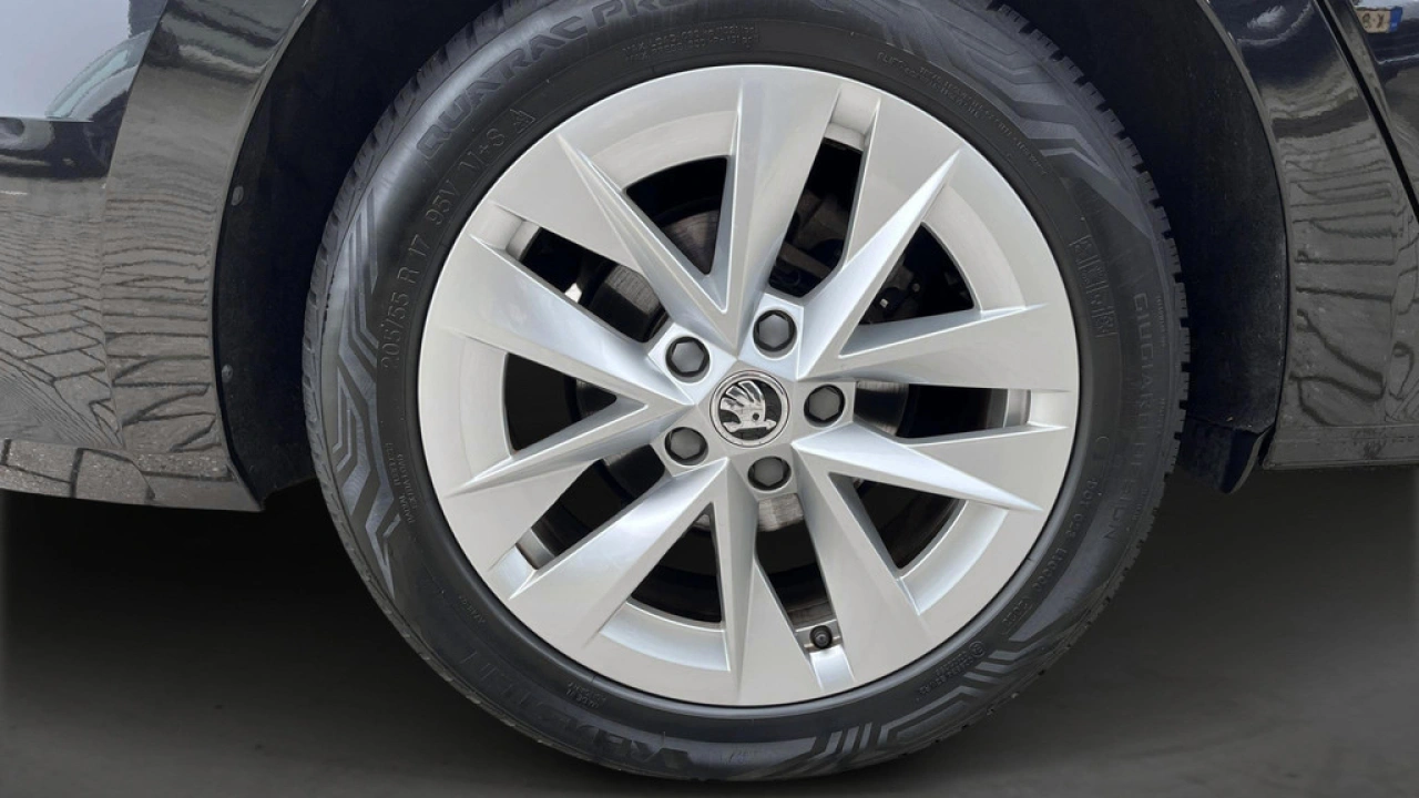 Škoda Octavia Combi 1.0 e-TSI Business Edition