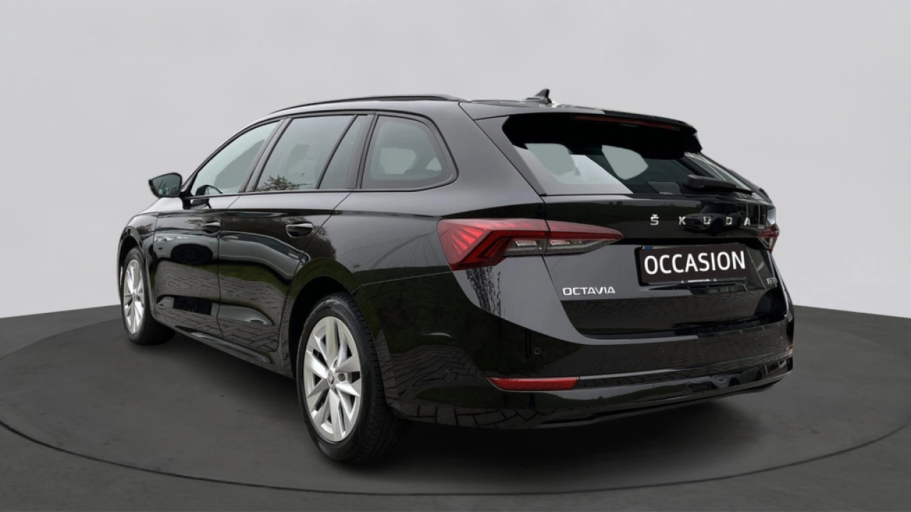 Škoda Octavia Combi 1.0 e-TSI Business Edition