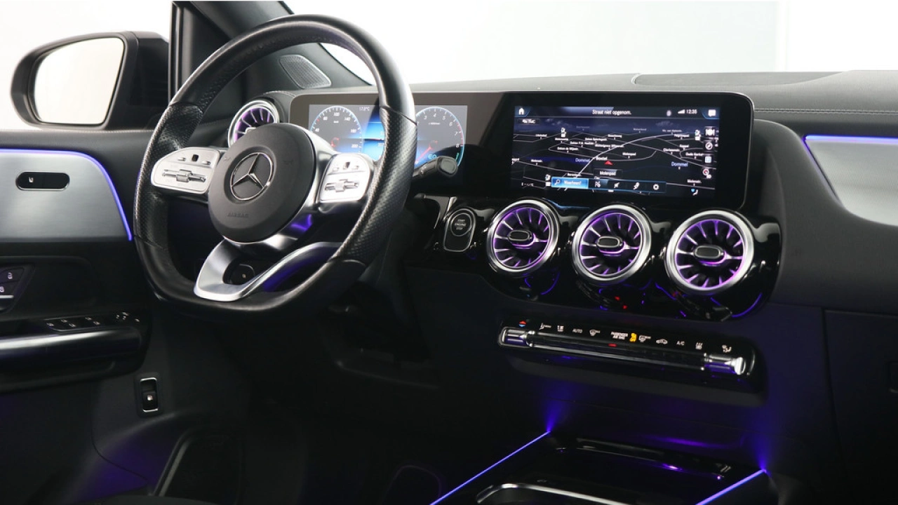 Mercedes-Benz B-Klasse 250 e 218pk AMG Line