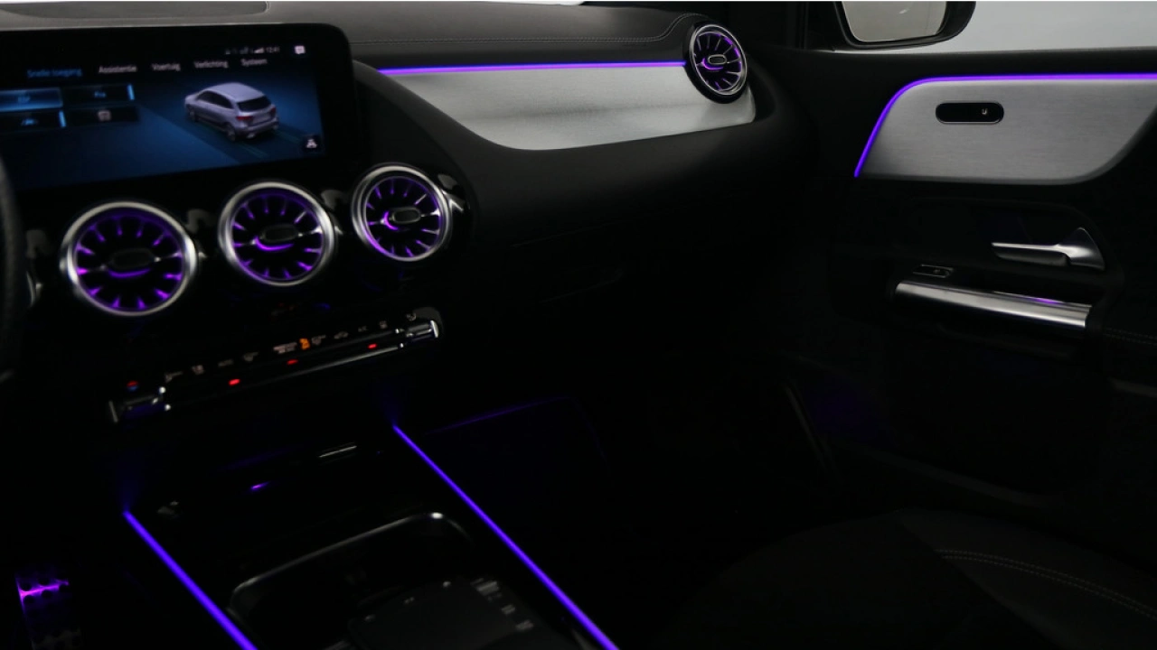 Mercedes-Benz B-Klasse 250 e 218pk AMG Line